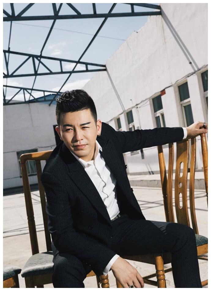 公会电母现身四平签订合同,阿哲带领的心悦会成为第二个舞帝吗?