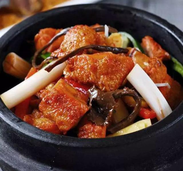 西宁深夜放毒这家开了20年的砂锅店你去过没