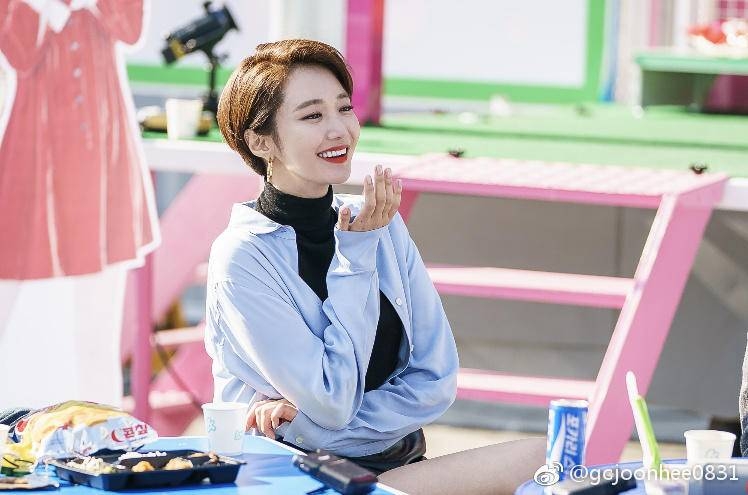 韩国校服模特金奖得主,与郑珍云组成珍惜夫妇