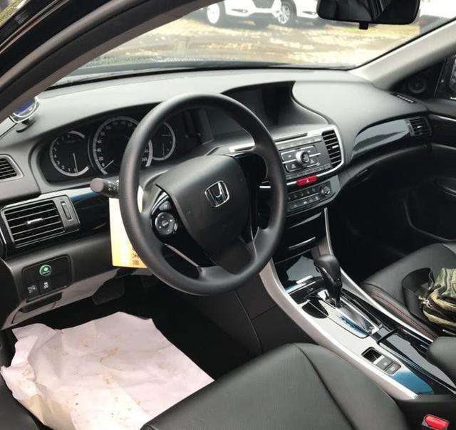 13万提九代雅阁车主库存车也挺好便宜就行