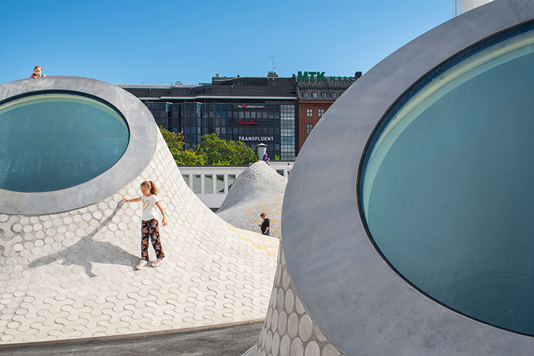 我们想要创造一个新的城市空间,人们可以在这里野餐,或是随便逛逛