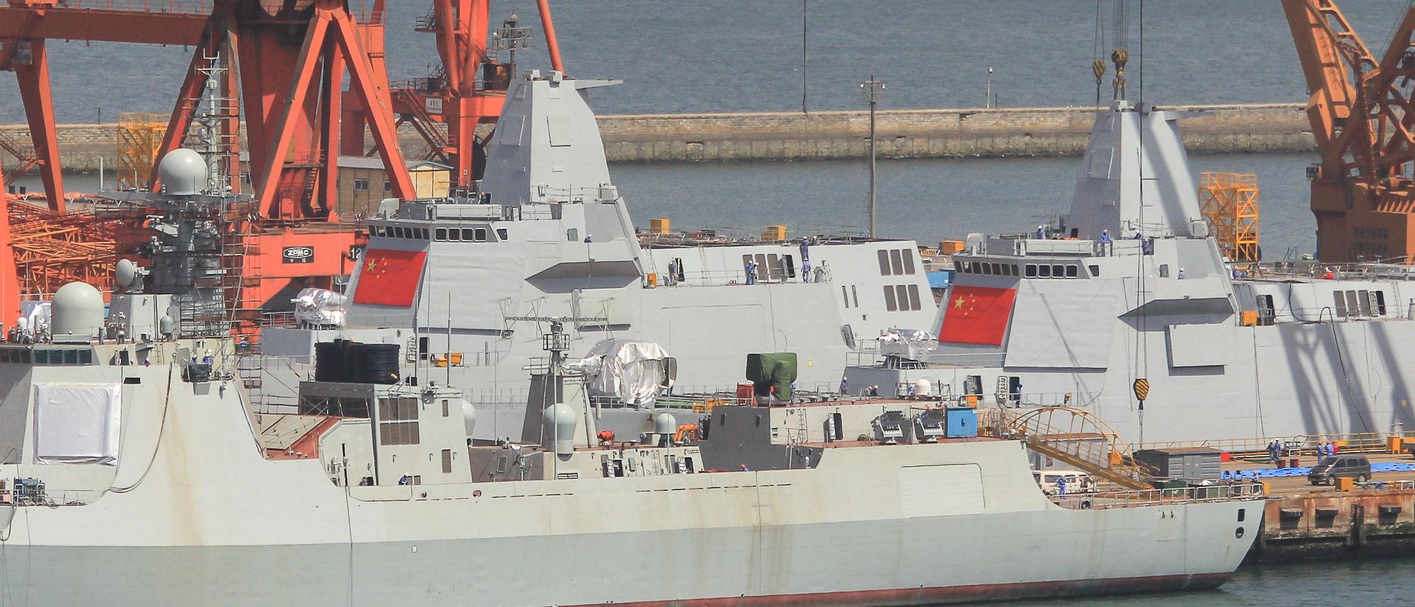 两艘055并排下水,中国海军开始大步飞奔|中国海军|驱逐舰|下水_新浪