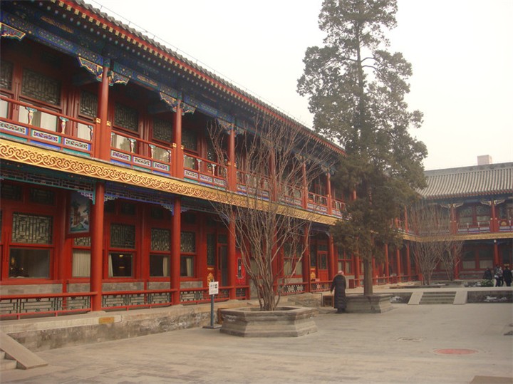 一座恭王府半部清代史