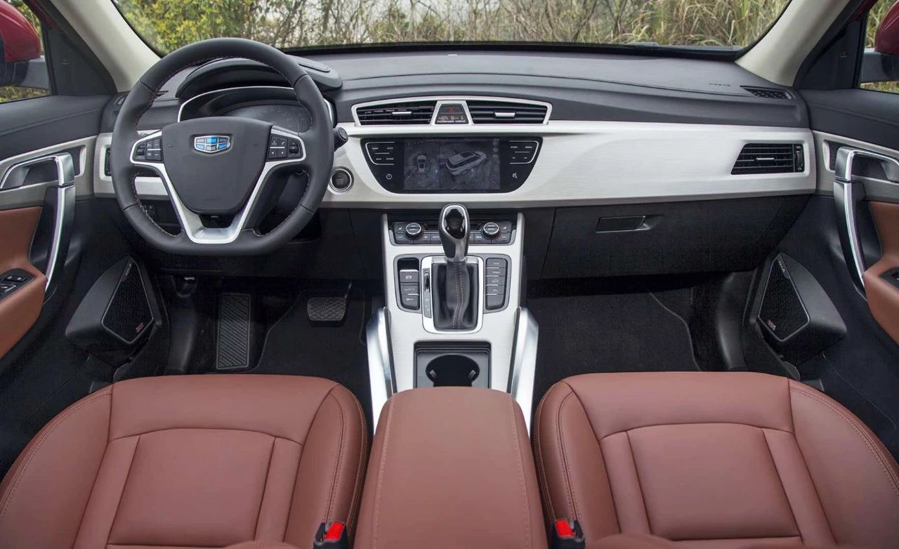 试完2018款吉利博越,为何老款车主集体抱怨:"买早啦!