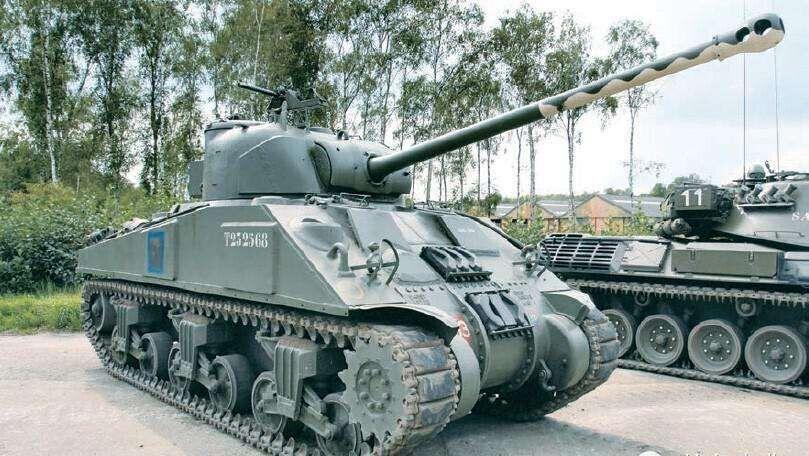 二战武器, 帝国昂贵的打火机, 战场上谢尔曼坦克,最强实力战机