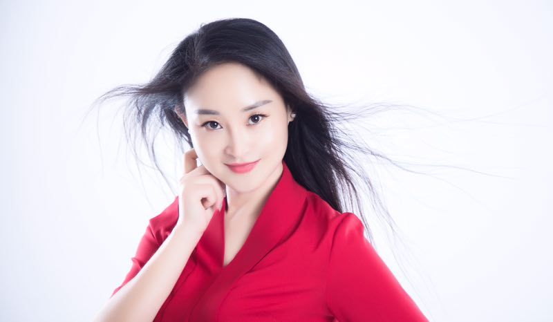 纳兰珠儿说时间如花桥流水一去不返应珍惜