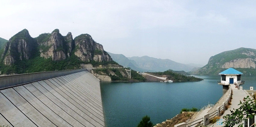 位于河南省鹤壁市淇滨区,主要有鸡冠山,双塔寺,塔湾,盘石头水库正在