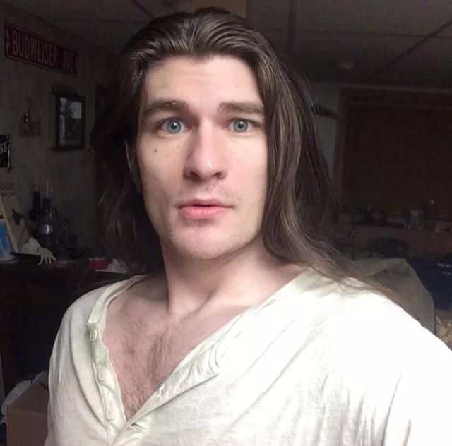 留着长发的邋遢中年油腻大叔,改变了生活习惯,结果变成了男神