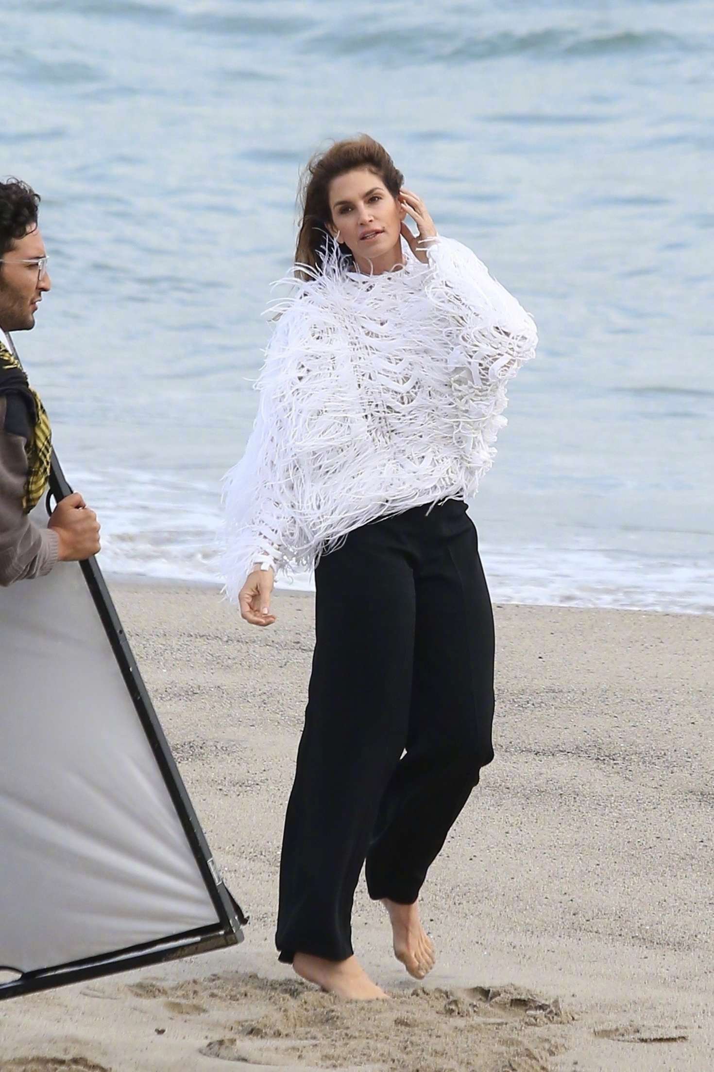 传奇超模辛迪克劳馥cindycrawford在malibu拍摄大片的花絮