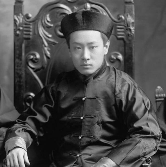 这组照片看下来,男人比女人好看