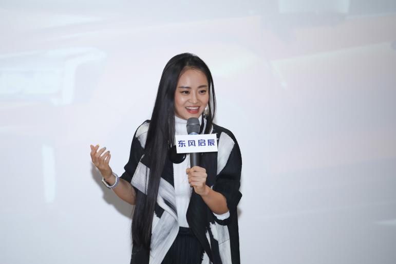 看了这两支影片才发现,车都可以跟家进行互联互控!-新浪汽车