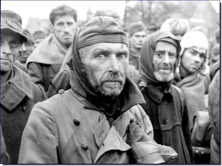 人投入到激烈的战场之上,纳粹在战争最后时刻的疯狂由此也可见一斑