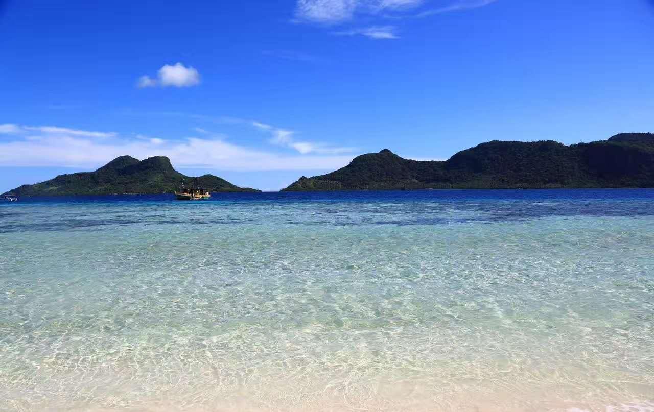 仙本那,是马来西亚沙巴东海岸的一座小渔村.