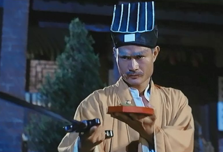 80后的回忆男子因酷似林正英走红网友求续拍僵尸系列