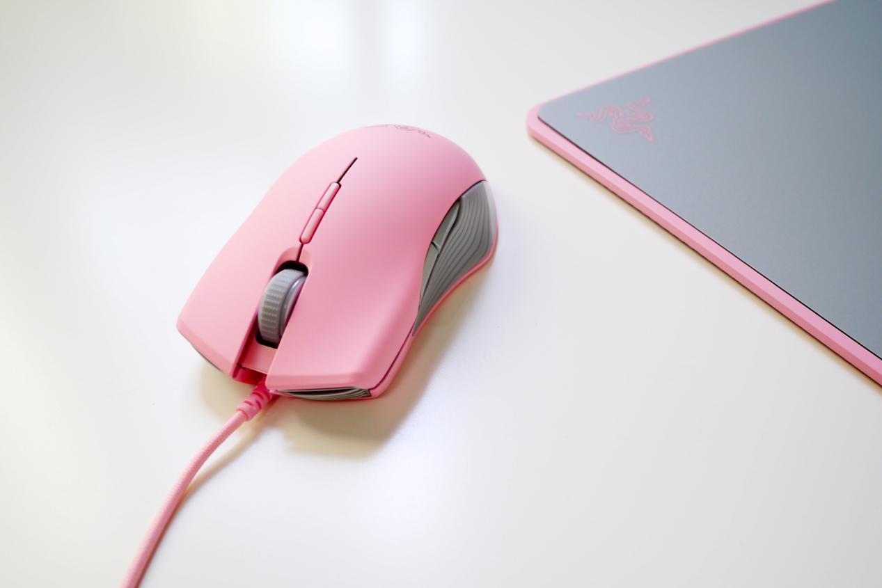 不仅有萌系配色还有出色实力表现 雷蛇粉晶外设套装体验