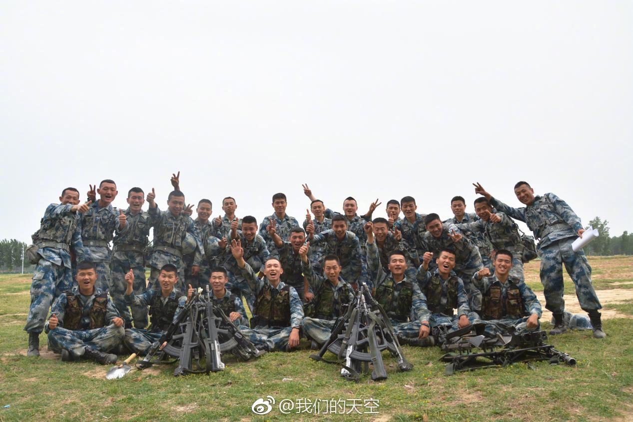 战乱纷飞的峥嵘岁月里,奋勇杀敌是他们价值最好的体现