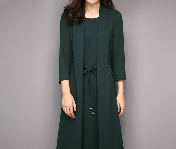 4款气质连衣裙,让妈妈们摆脱没气质的尴尬,做一回气质女神