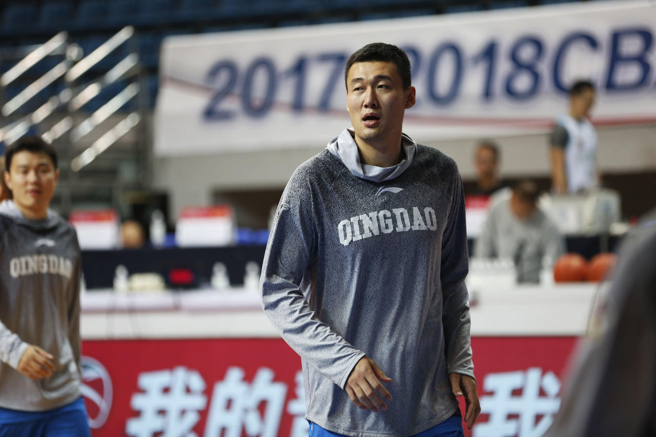 青岛队表示已拒绝广东宏远队所提出的换回苏伟的交易方案吗?