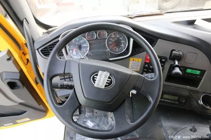 今日车型推荐:一汽解放 j6p重卡 山区版 420马力 6x4 6米自卸车