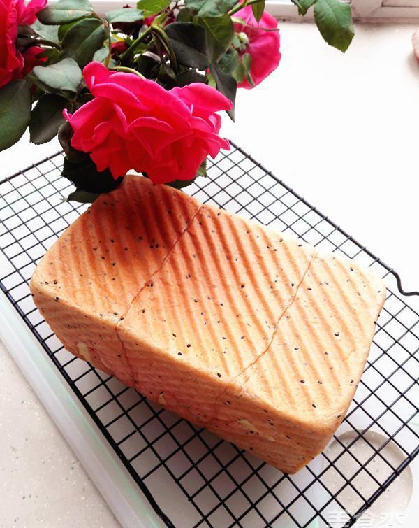 火龙果吐司的做法