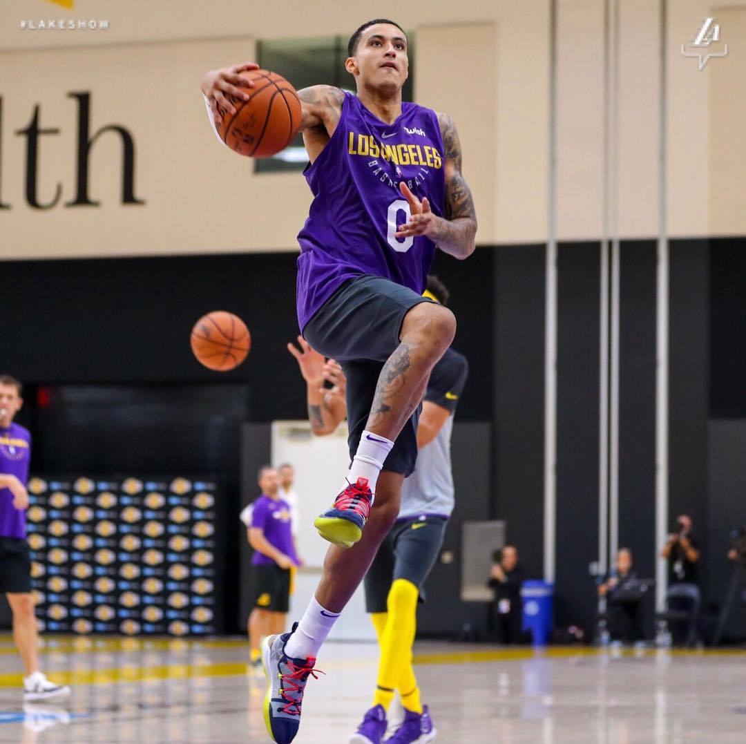 继续训练!詹姆斯亲自指导英格拉姆.