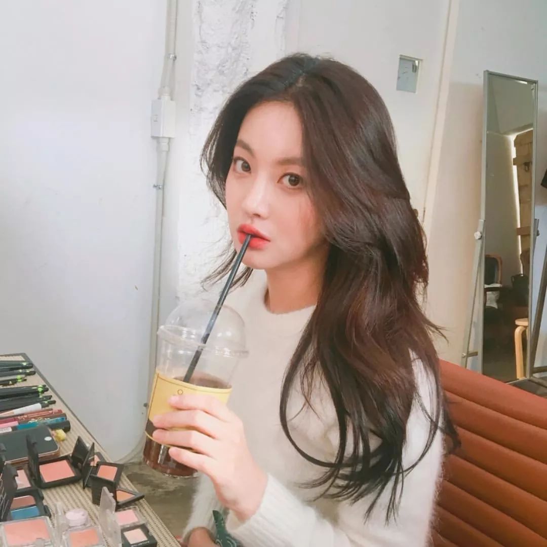 她是韩国女生最羡慕的长相