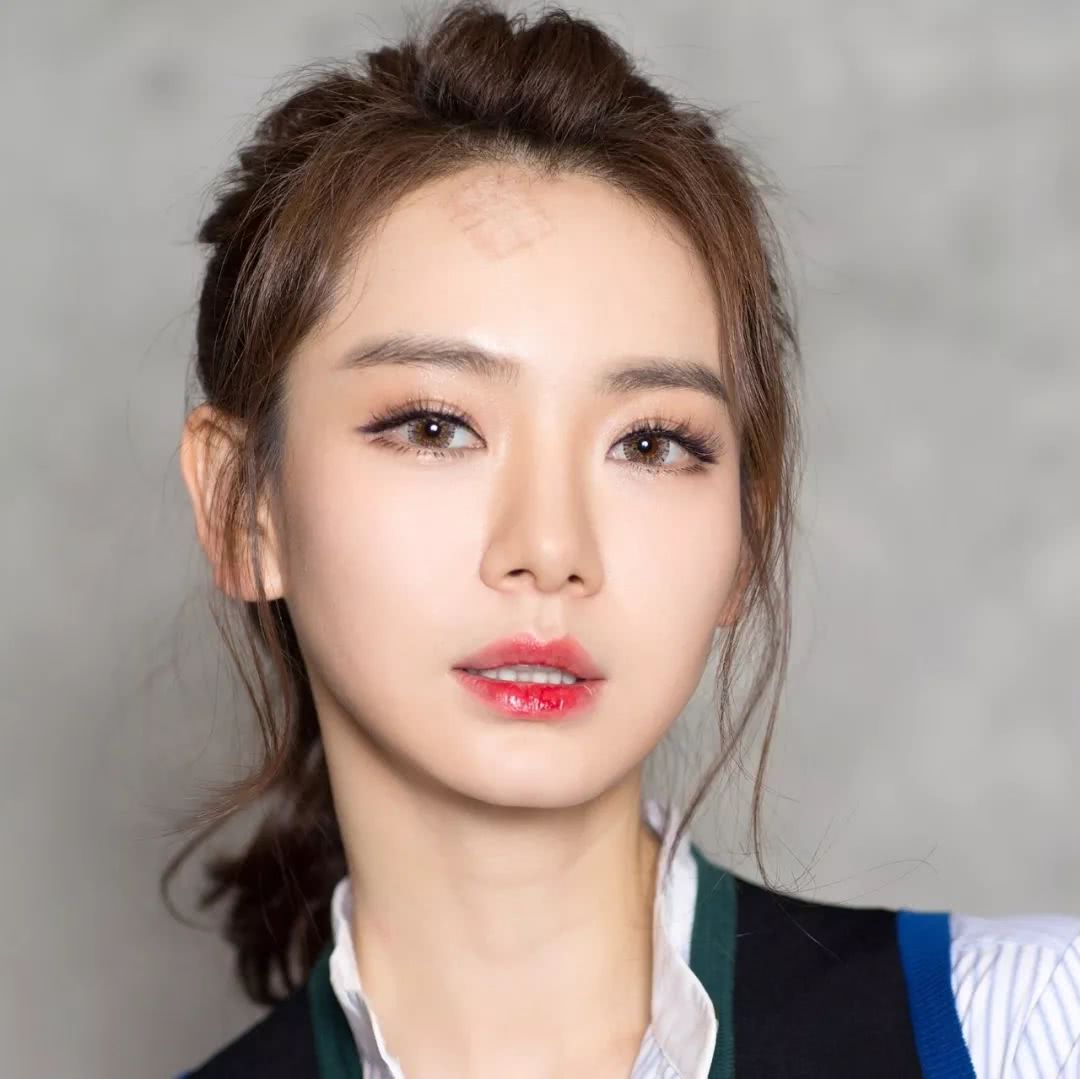 女明星里谁戴美瞳最美