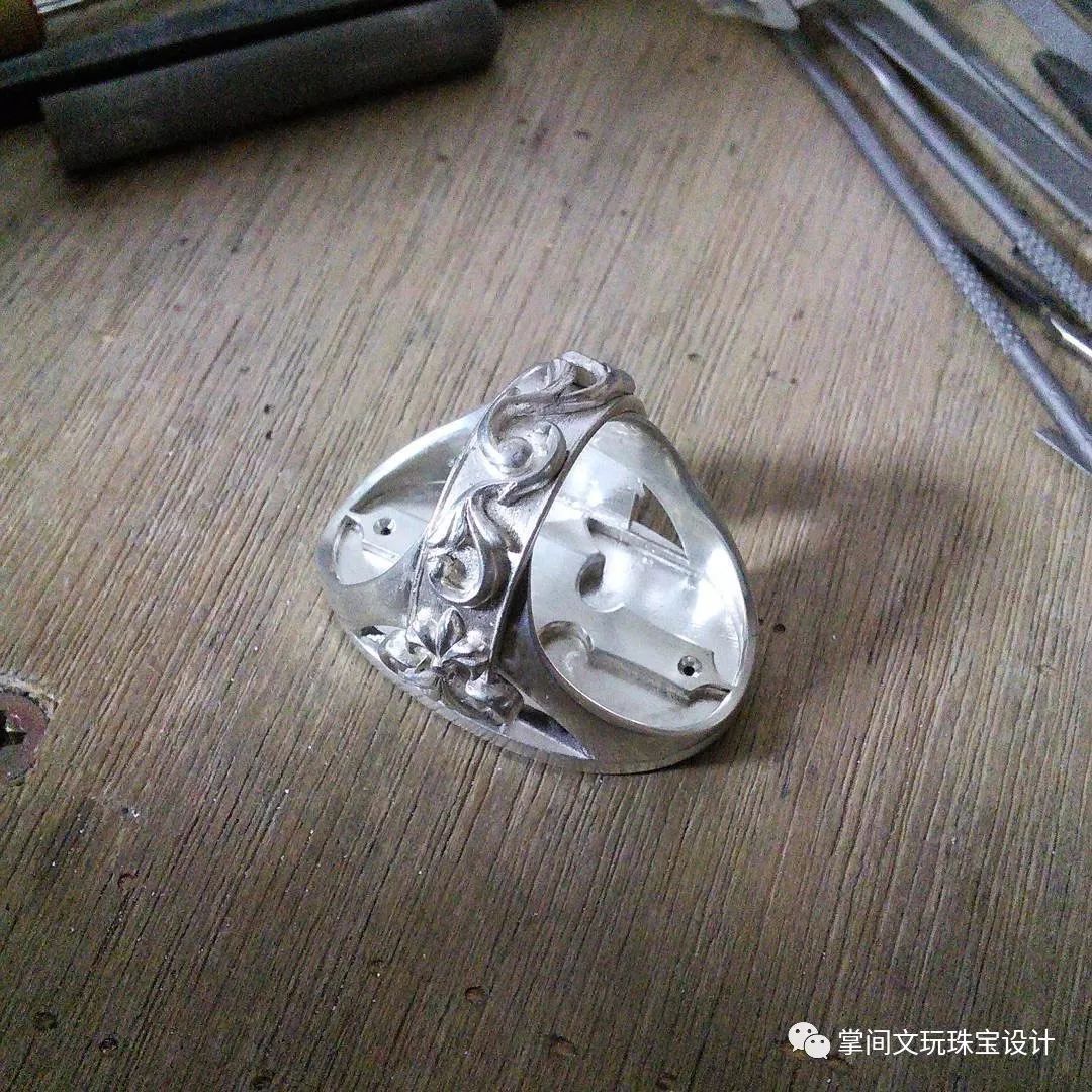 手工银饰教学:失蜡法工艺—用首饰表达旷世之作《呐喊》第二弹