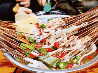 离不开的麻辣风味 好吃的乐山钵钵鸡,每一根都入味!