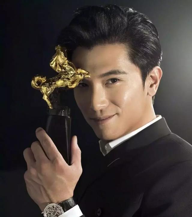 入围者写真曝光,邓超孙俪夫妻档亮眼,彭昱畅年