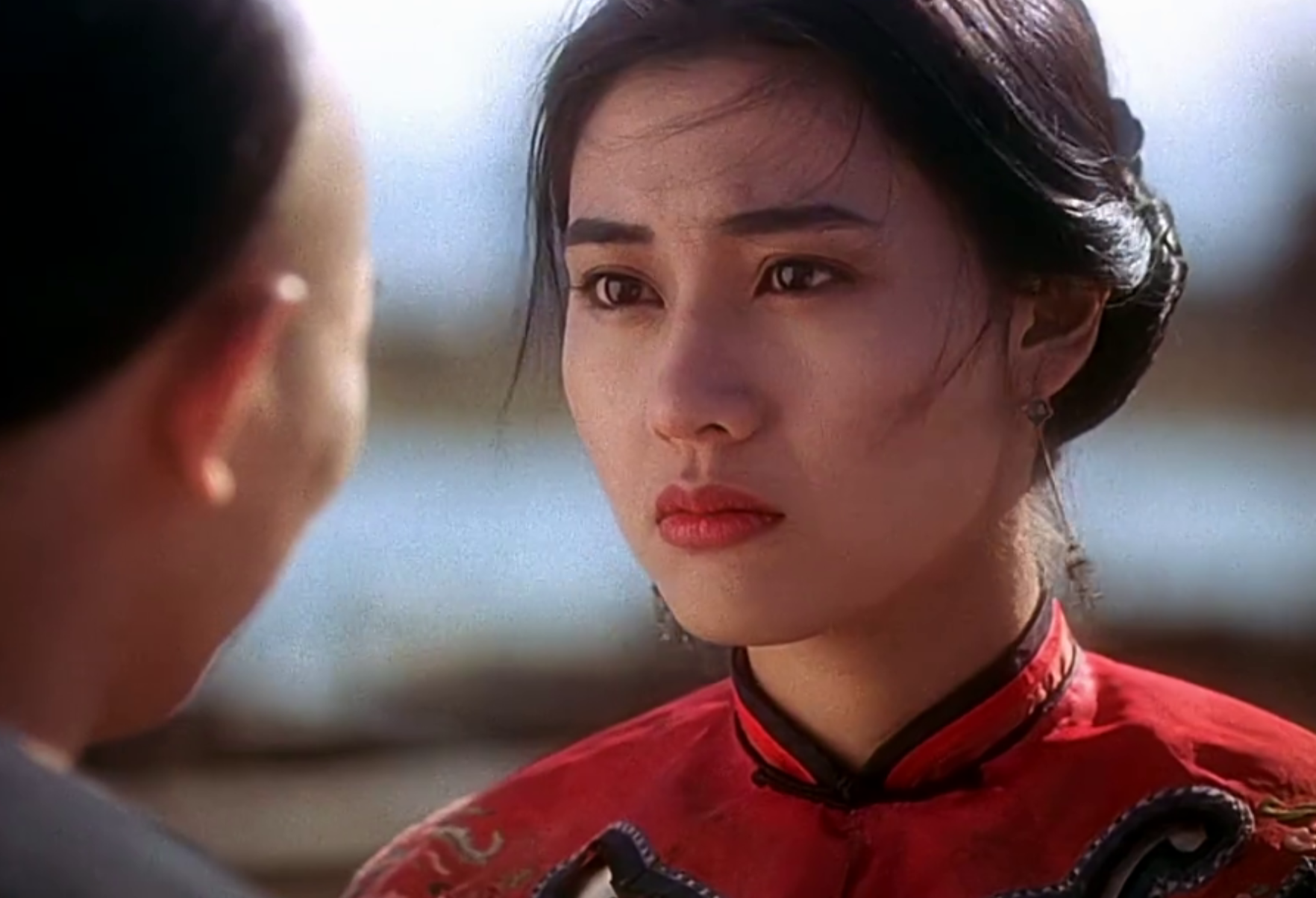 李嘉欣在电影《方世玉》中的古装造型更美