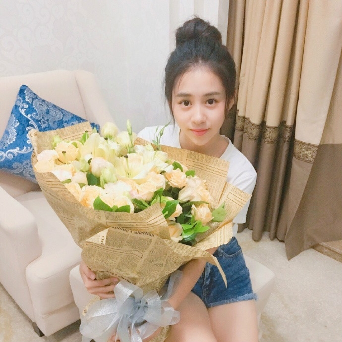 奇葩兄妹|张心怡|佟丽娅_新浪新闻