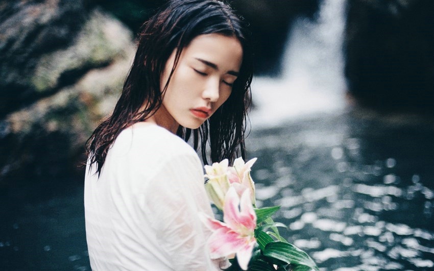 森系美女水中湿身勾起你的治愈心灵写真集 @微相册 @微博摄