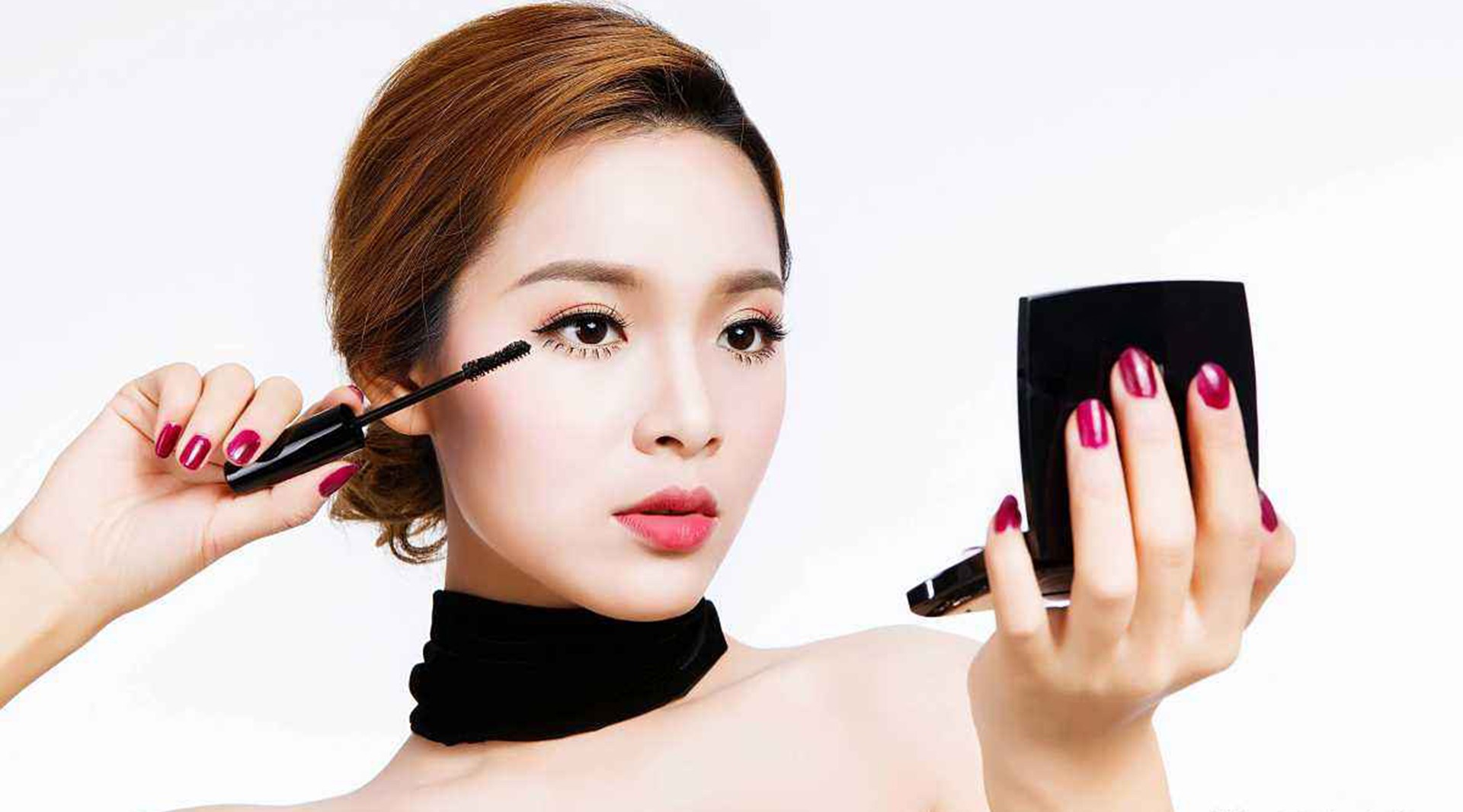 女明星喜爱的赤茶妆怎么画?提高颜值的无龄感少不了这几步