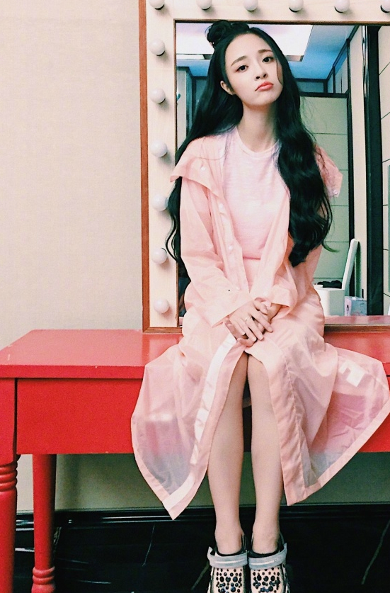 李莎旻子,天生丽质,美得如此让人心动