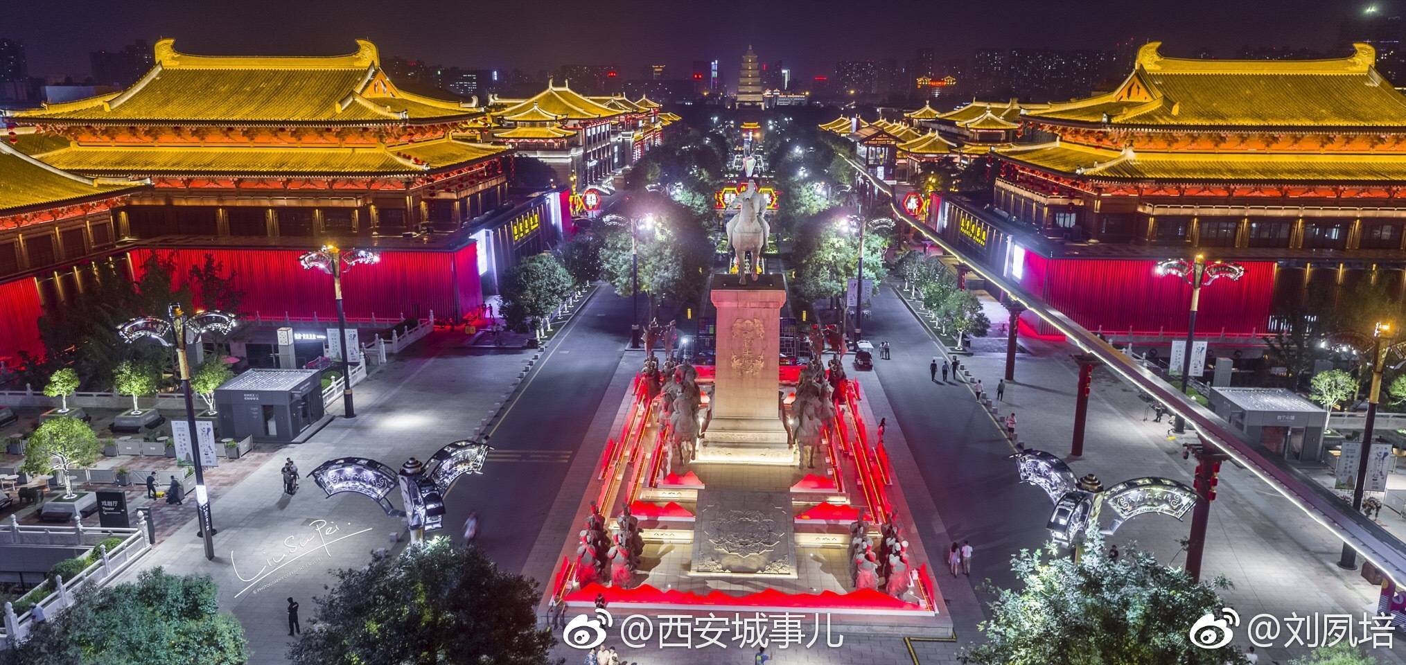 鸟瞰曲江大唐不夜城文化旅游步行街