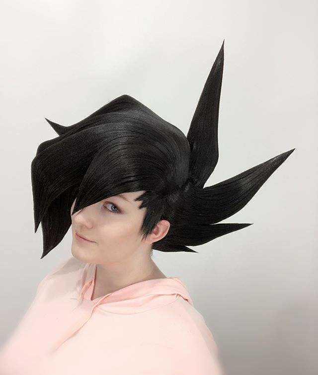 神还原cosplay假发,把那些不科学的电玩动漫发型给具体化呈现