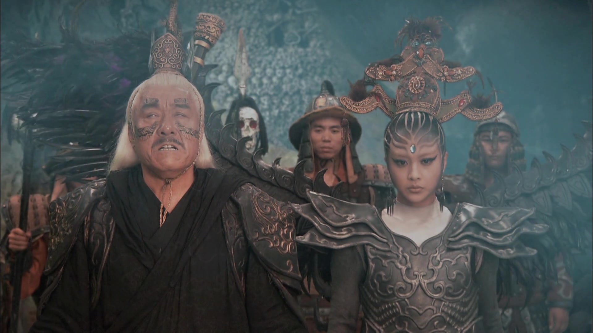 大护法将毒龙蜃的遗体带回,在阿修罗界奎刚法祖可以让他复活