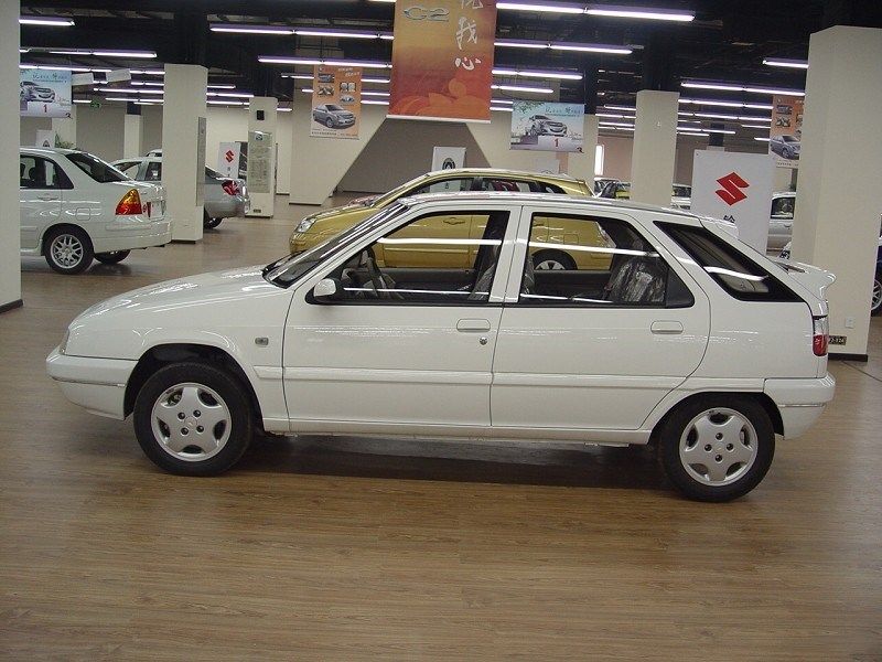 神龙富康高调复出,混动油耗仅2l,老将出马真能拯救一个品牌?