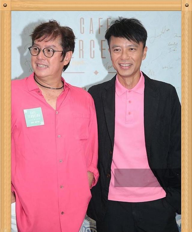 岁月是把杀猪刀!67岁谭咏麟同框50岁李克勤