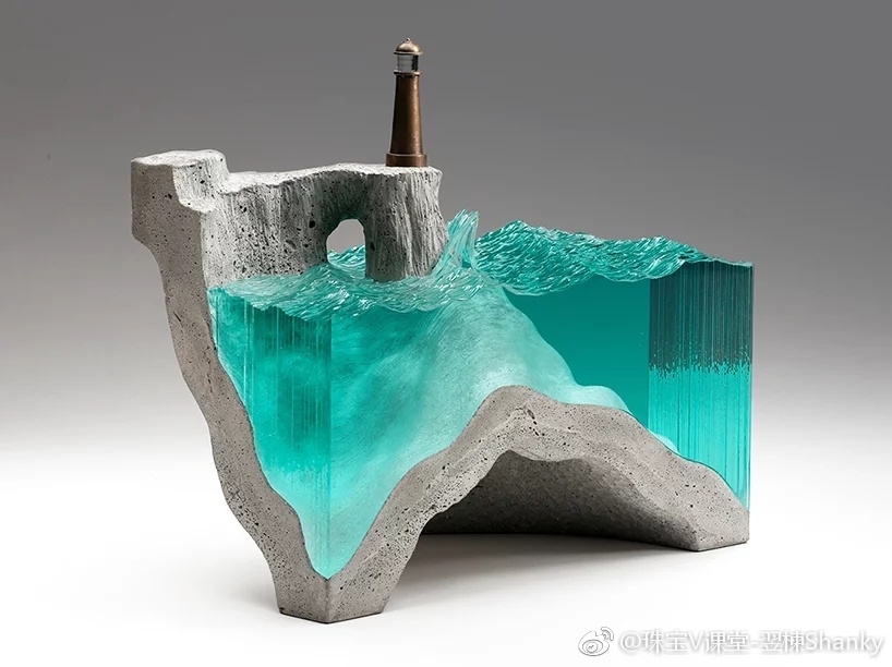 新西兰雕塑家ben young用透明的浮化玻璃创作了一系列令人惊艳,非常