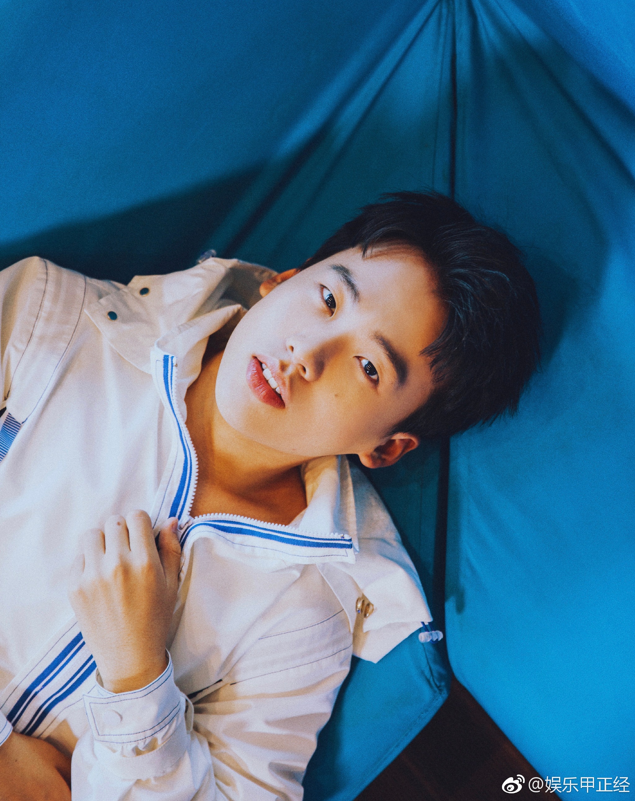 郭麒麟十八岁青春荷尔蒙分享一波眼睛里有艳阳天的郭麒麟这样一