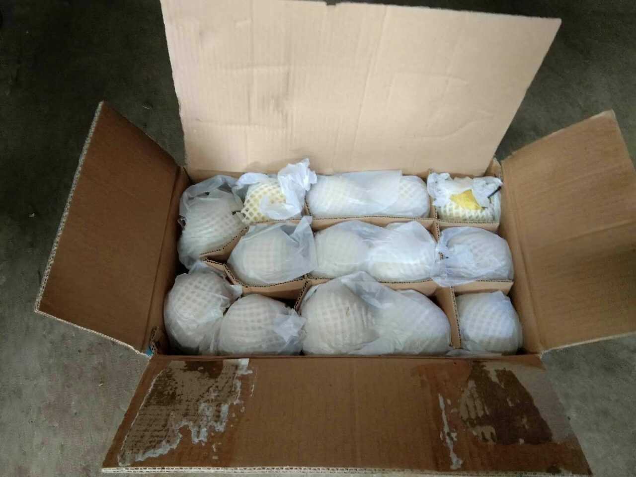 梨农求助:五万箱雪花梨滞销 一箱40斤只卖30元