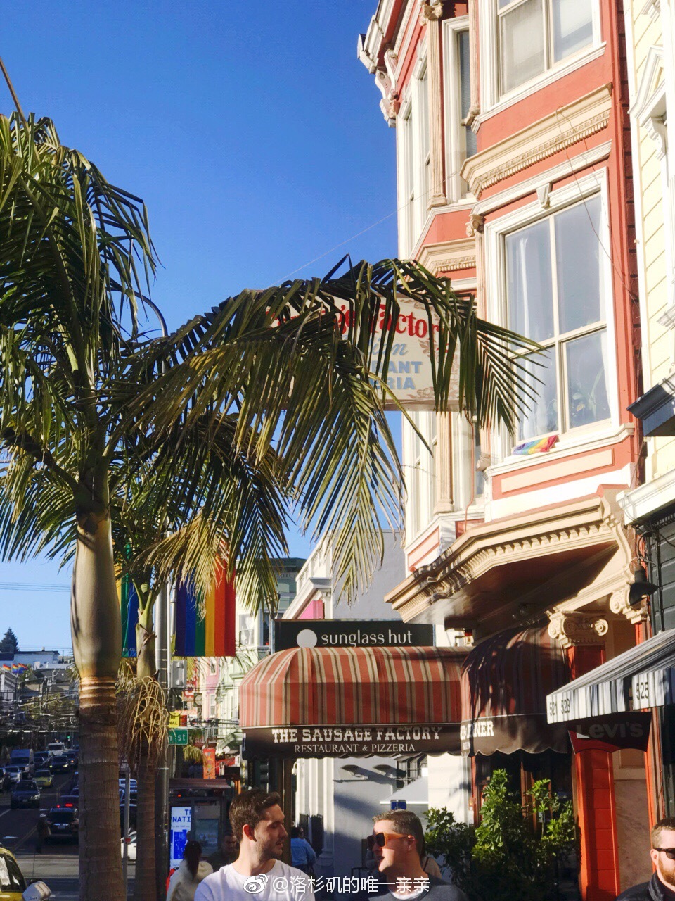 旧金山的卡斯特罗街,应该是对同性恋最友好的街了吧