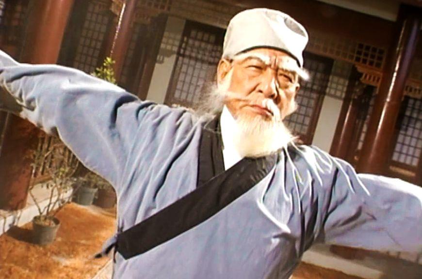 鸠摩智狂妄半生, 最终武功尽失是悲剧吗? 扫地僧一语中的!