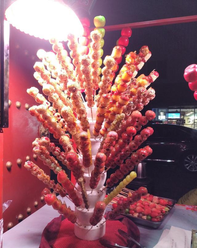 糖葫芦好吃,它竹签儿串