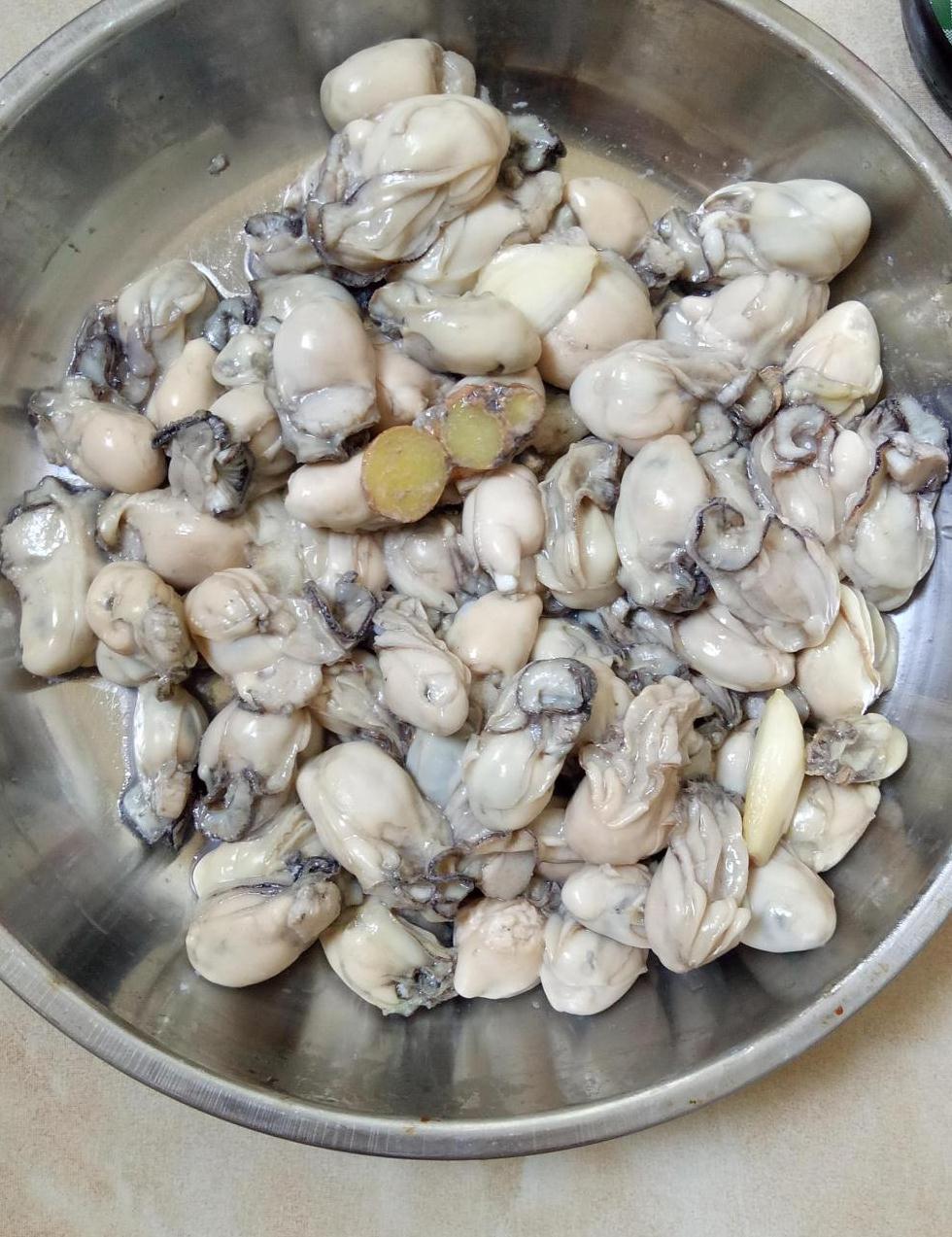 别用生蚝煲汤了更加美味的做法在这夏天喜欢吃的一道菜