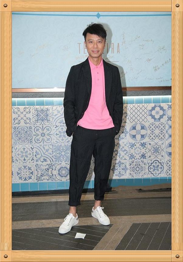 岁月是把杀猪刀!67岁谭咏麟同框50岁李克勤,网友:讲不出再见!