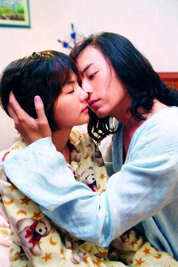蔷薇之恋 百合与葵时隔15后再同框合影 昨日 蔷薇之恋 百合与葵时隔15后再同框合影 昨日