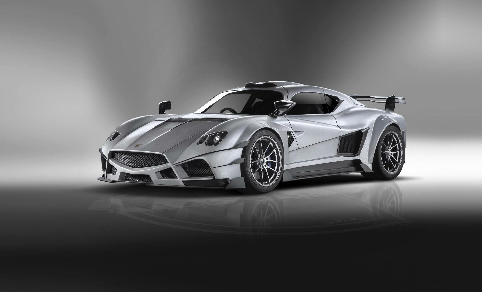 意大利手工超跑mazzanti evantra,7.0l v8引擎,最大马力701匹